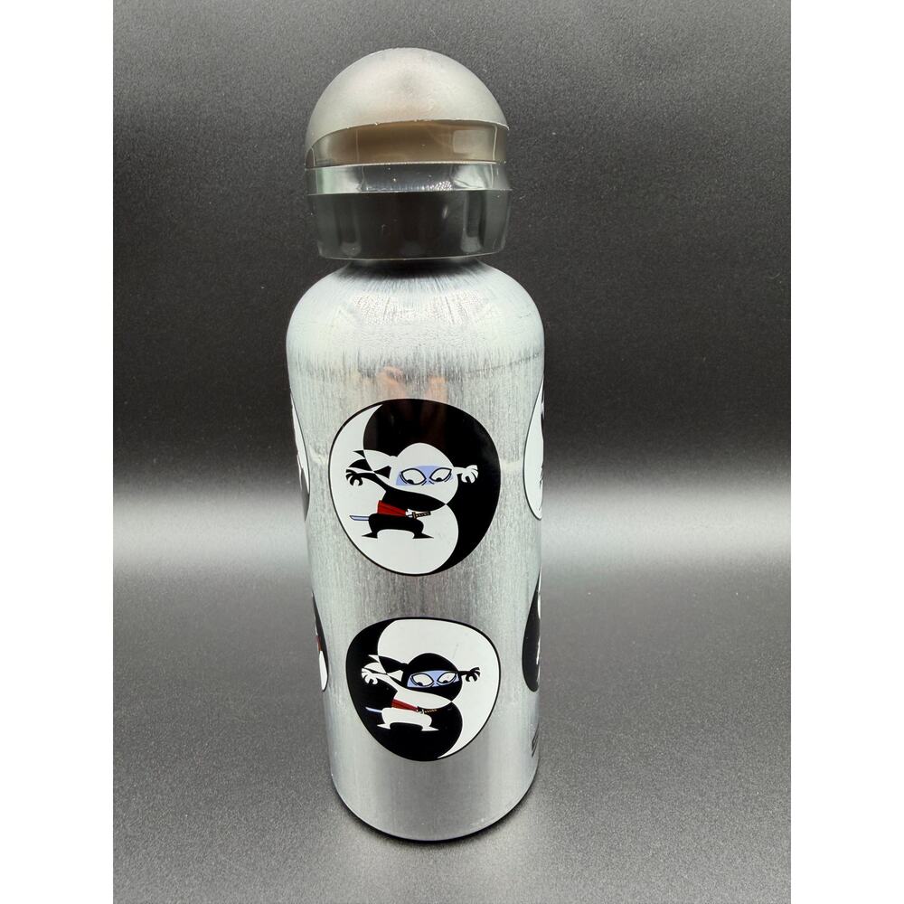 SIGG Aluminum Water Bottle Ninja Yin Yang Graphic Screw Top Metal Bottle